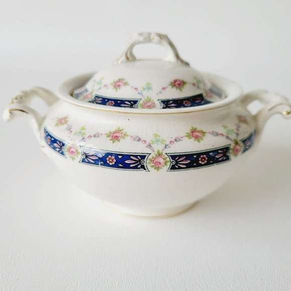 Rare Vintage Johnson Bro Sugar Bowl & Creamer, Blue Accent, Pink Floral, CRAZING - Picture 3 of 16